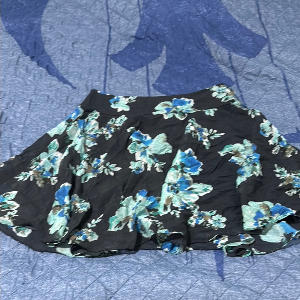 Ann Taylor Black and Blue Floral Skater Skirt